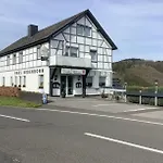 Berg Blick Eifler Modern Restauriert * זימראת'