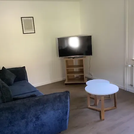 Berg Blick Eifler Modern Restauriert * سيمراث