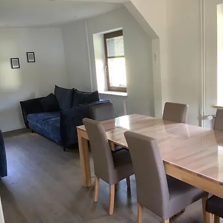 شقة Berg Blick Eifler Modern Restauriert سيمراث