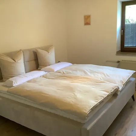 Berg Blick Eifler Apartmán *