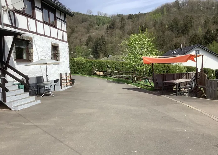 Διαμέρισμα Berg Blick Eifler Modern Restauriert