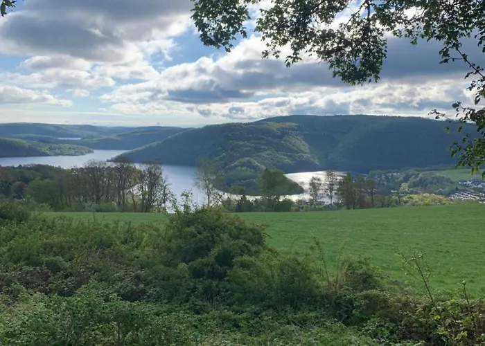 Berg Blick Eifler Modern Restauriert Appartement Simmerath